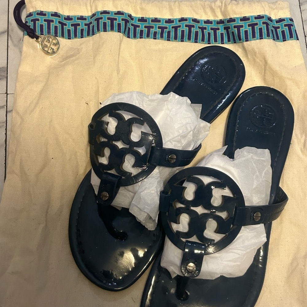 Navy blue Tory Burch sandals